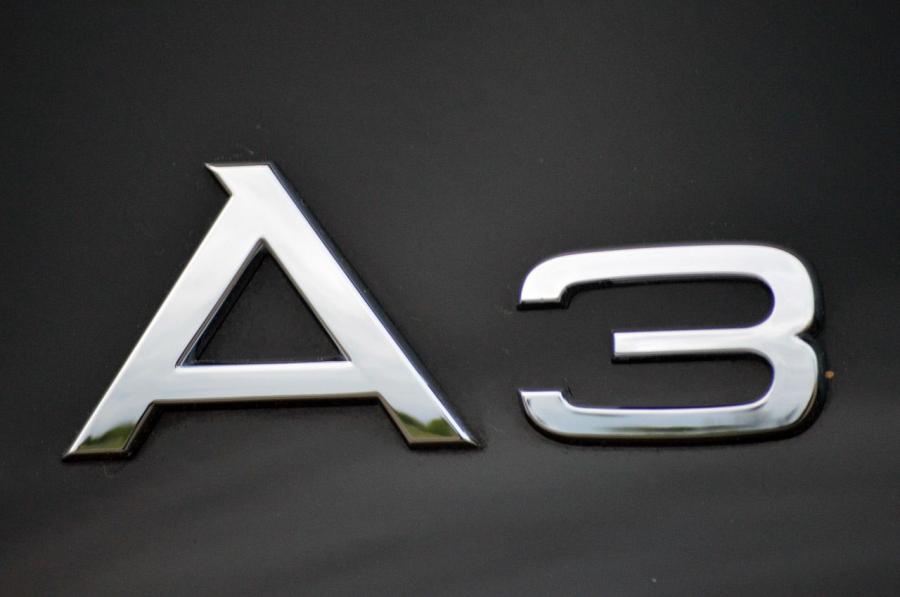 Логотип Audi A3 Sedan 2.0T Quattro (8V) 2014 года  (NA) (фото 67 из 88)